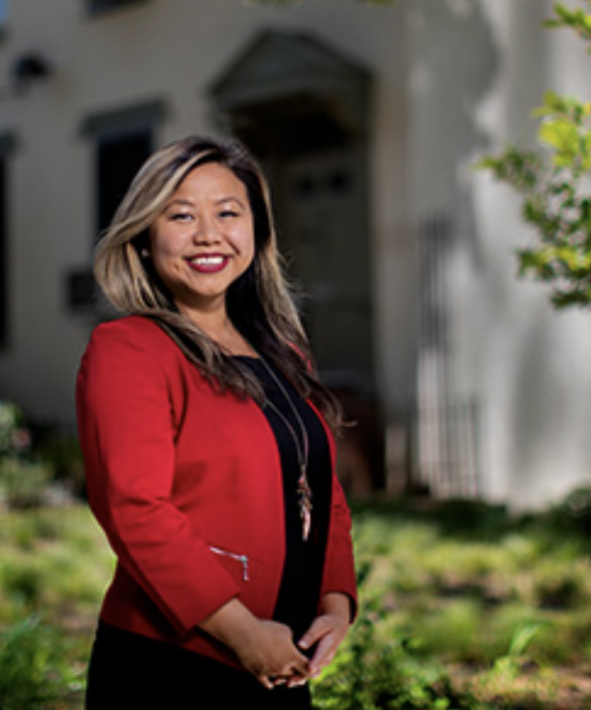 Kia Lor ’13 | Decade Award
